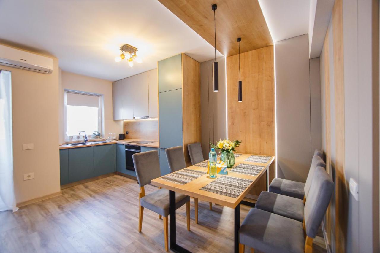 오라데아 Charming Family Haven 아파트 외부 사진